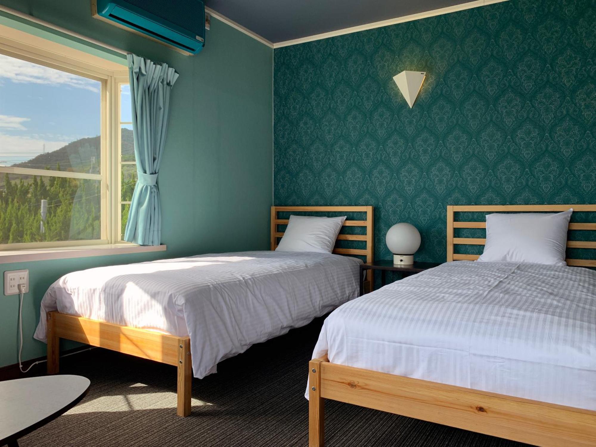 Hatn Hat Guesthouse ハッツンハット Сёдосима Экстерьер фото